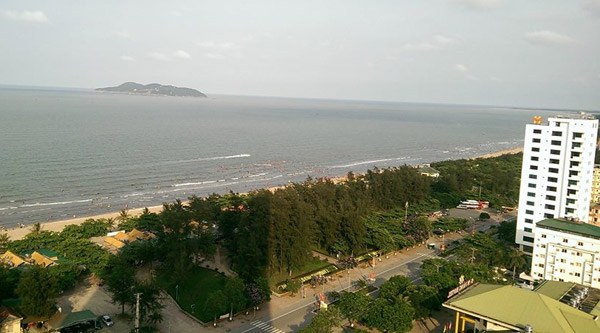 Khung cảnh biển Cửa Lò nhìn từ trên cao