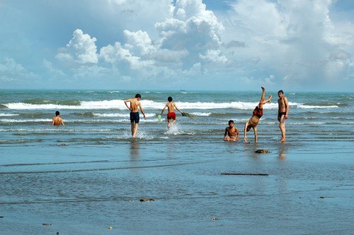 Bãi biển Quất Lâm 
